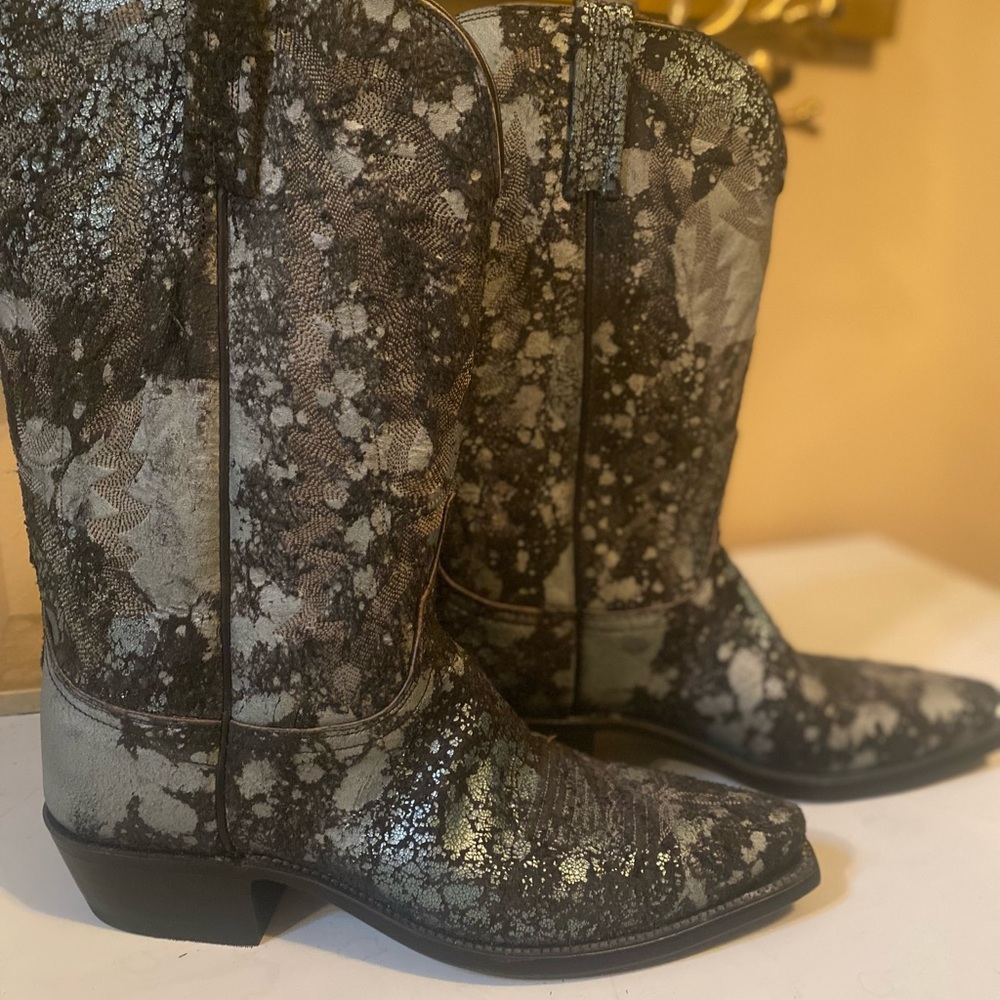 Lucchese Women Leather Cowboy boots